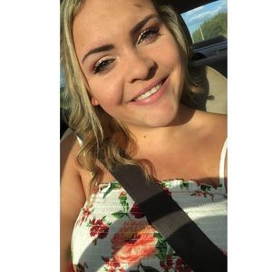 Meet your Posher, Ashlie